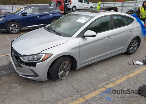 2018 Hyundai Elantra Value Edition из США, поврежденный, VIN 5NPD84LF3JH270328